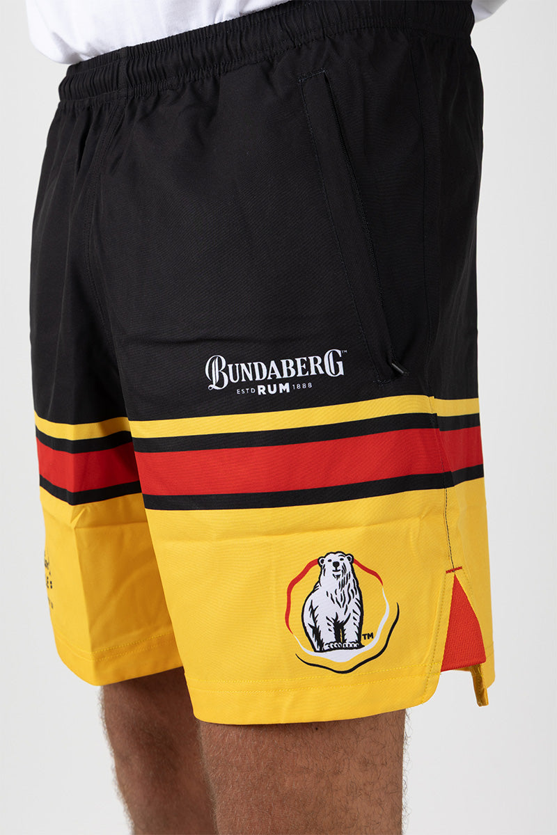 Training Shorts - Bundy Rum - Black - Red - Yellow